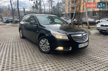 Универсал Opel Insignia 2012 в Киеве