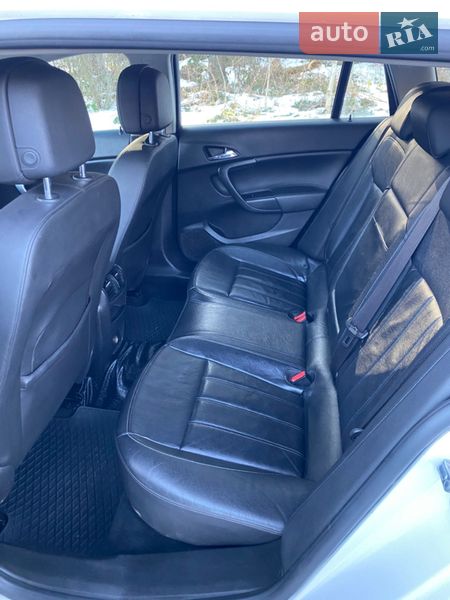 Универсал Opel Insignia 2013 в Львове