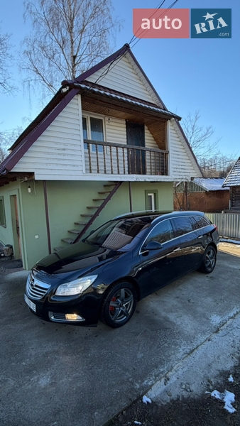 Opel Insignia 2011