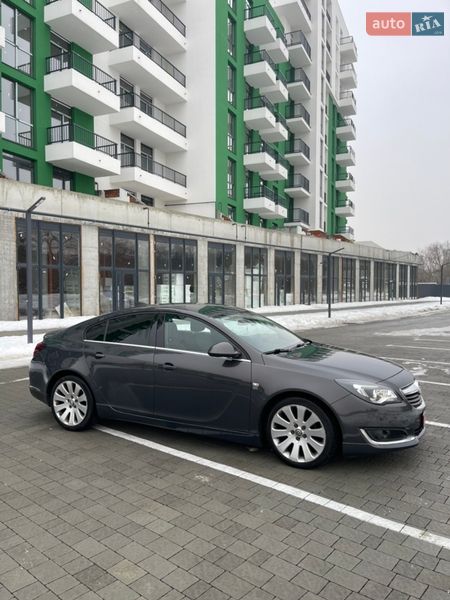 Седан Opel Insignia 2016 в Львове