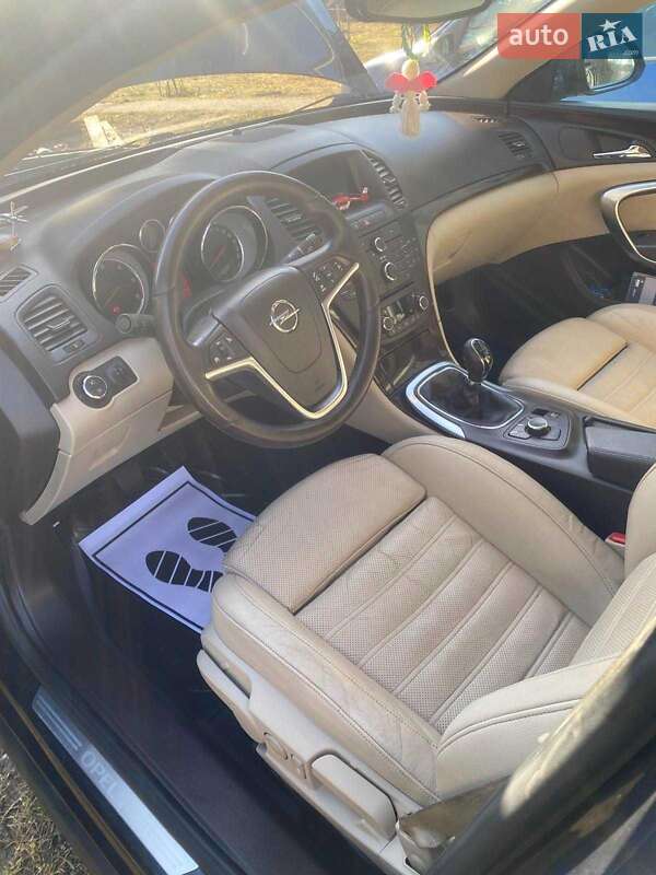 Универсал Opel Insignia 2013 в Луцке