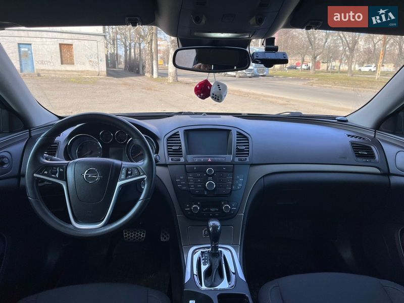 Седан Opel Insignia 2011 в Николаеве