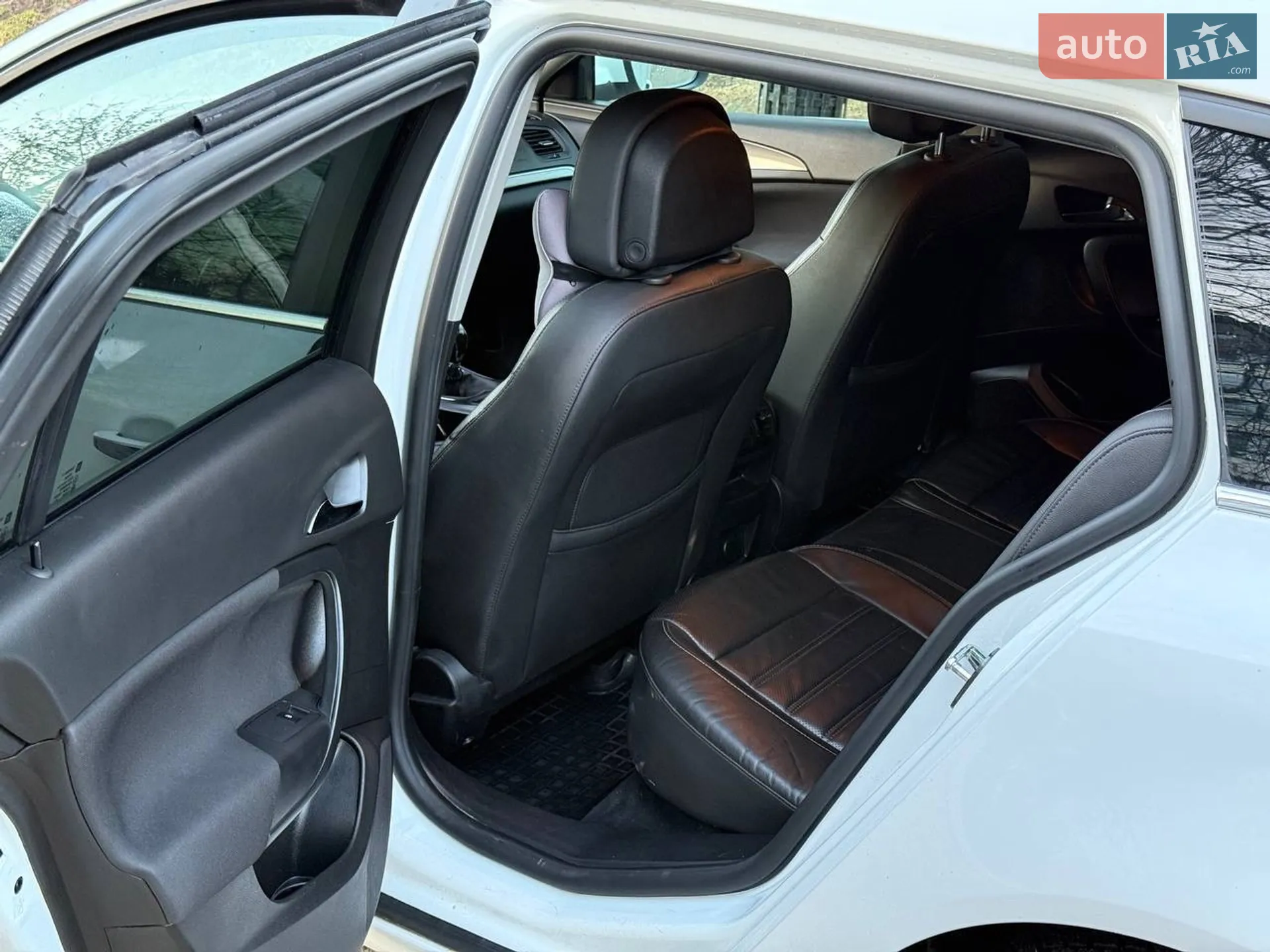 2014 Opel Insignia - мініатюра 11