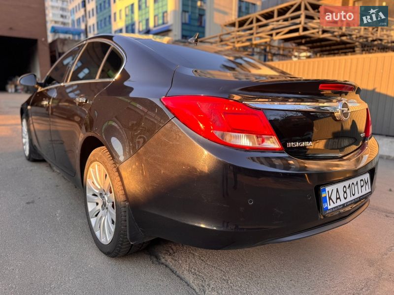 Седан Opel Insignia 2012 в Киеве