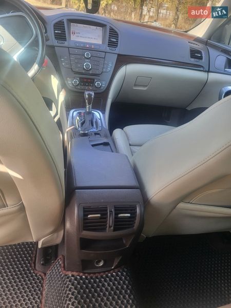 Универсал Opel Insignia 2011 в Луцке