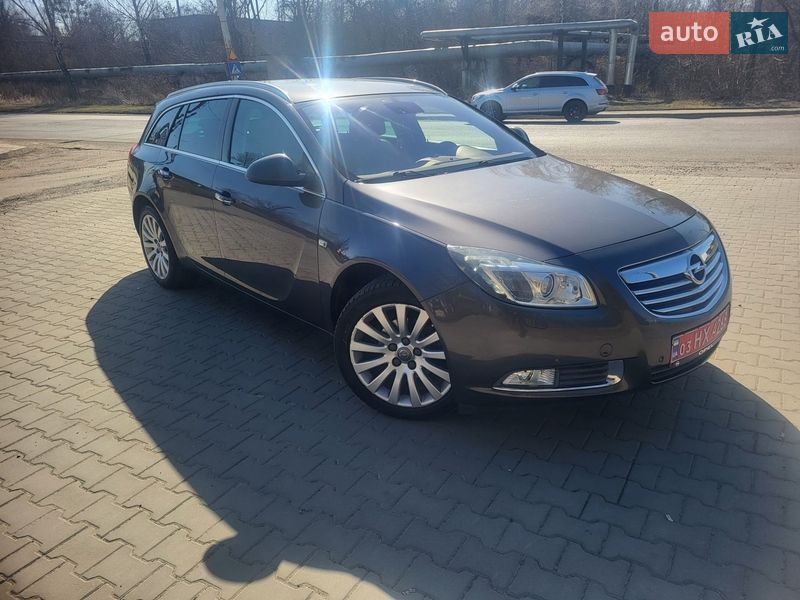 Универсал Opel Insignia 2011 в Луцке