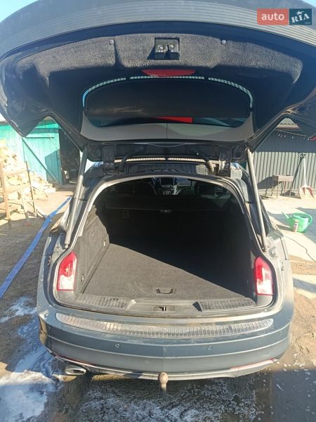 Универсал Opel Insignia 2015 в Голобах