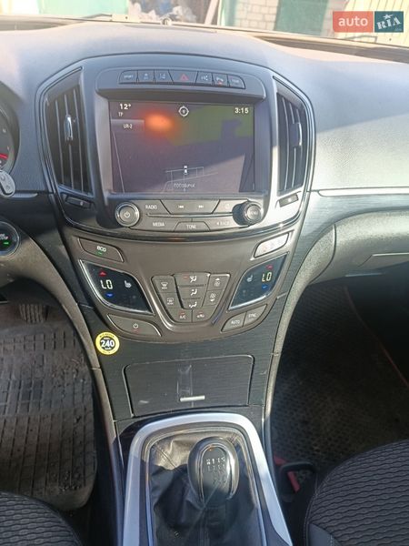 Универсал Opel Insignia 2015 в Голобах
