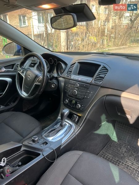 Универсал Opel Insignia 2011 в Ивано-Франковске