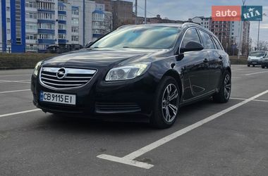 Універсал Opel Insignia 2012 в Чернігові