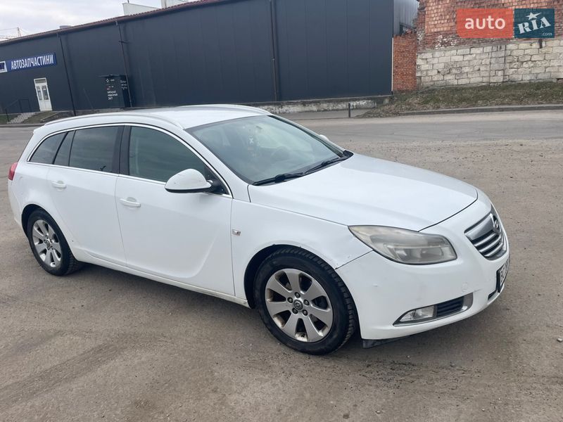 Универсал Opel Insignia 2012 в Львове