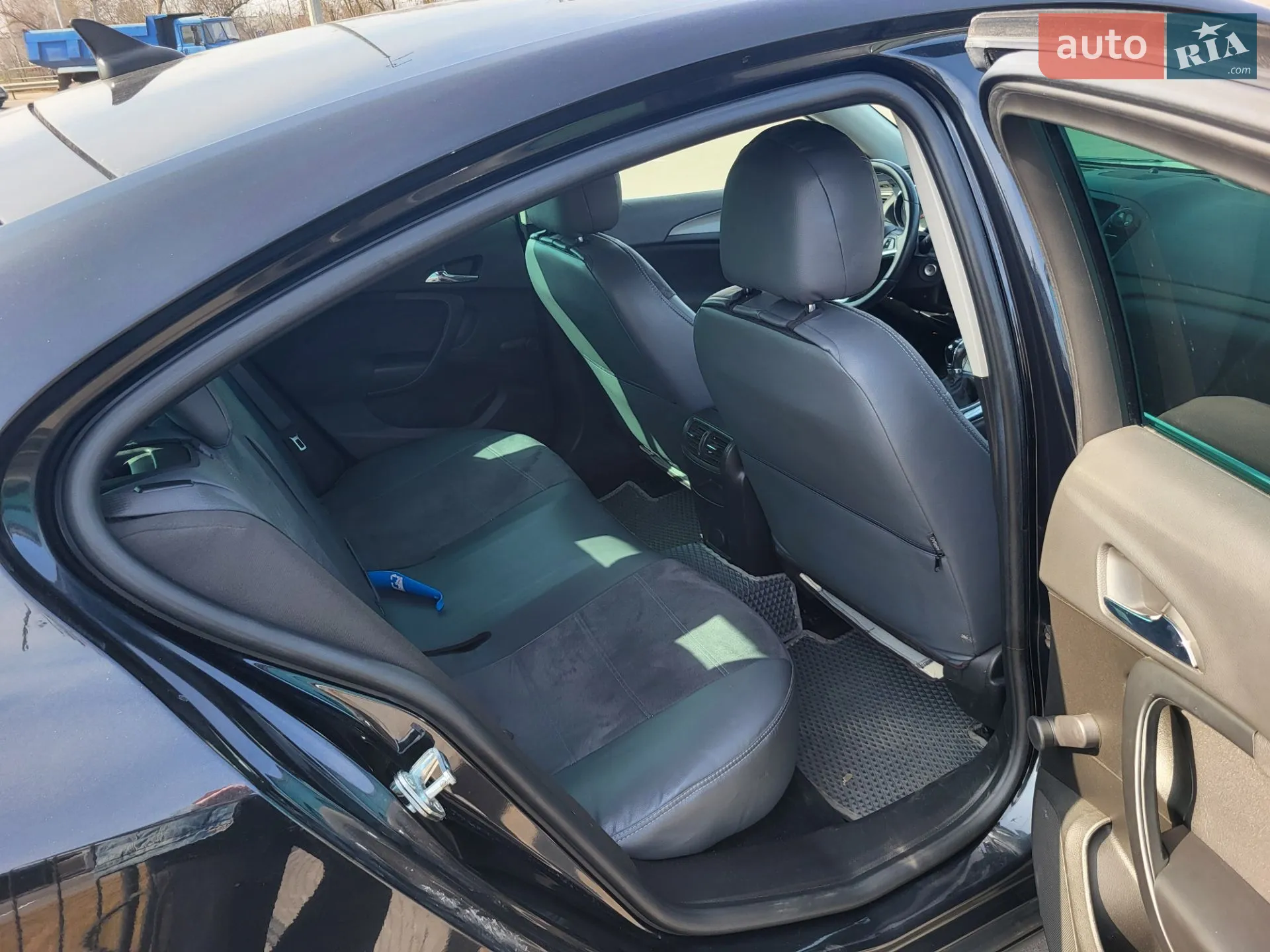 2011 Opel Insignia - мініатюра 7
