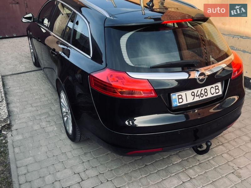 Универсал Opel Insignia 2012 в Полтаве