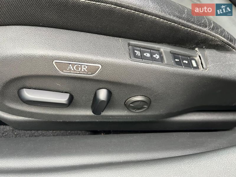 Ліфтбек Opel Insignia 2020 в Золочеві