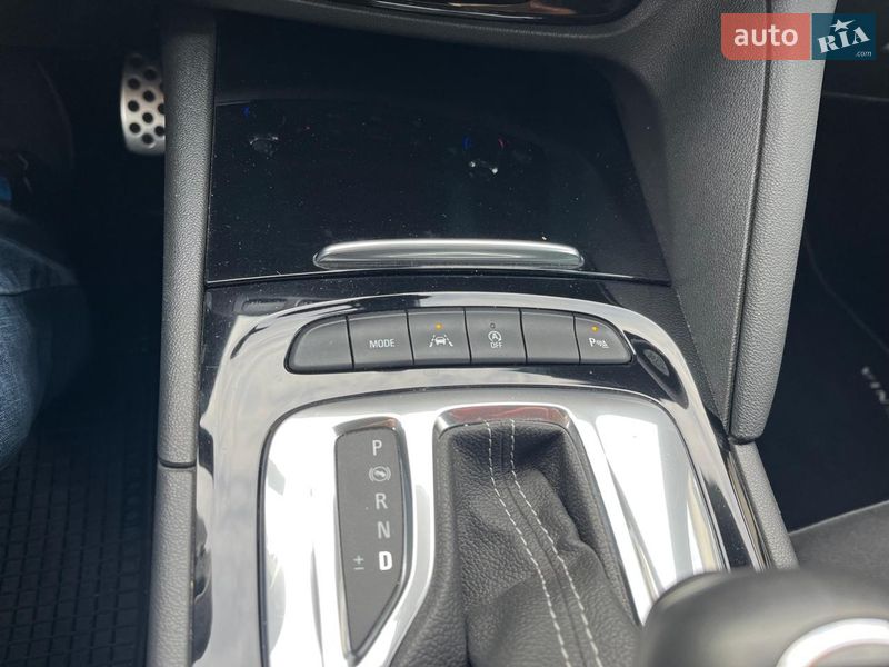 Ліфтбек Opel Insignia 2020 в Золочеві