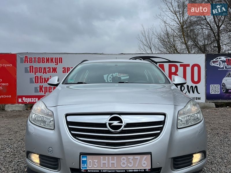 Універсал Opel Insignia 2009 в Черкасах