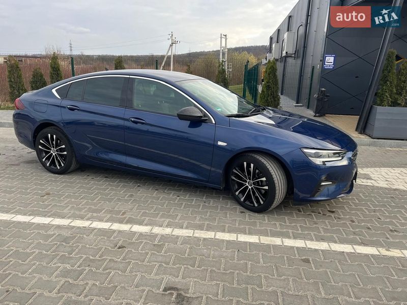 Ліфтбек Opel Insignia 2020 в Золочеві