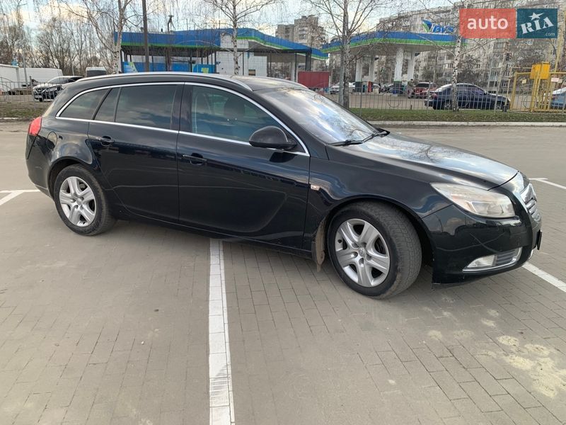 Универсал Opel Insignia 2010 в Сумах