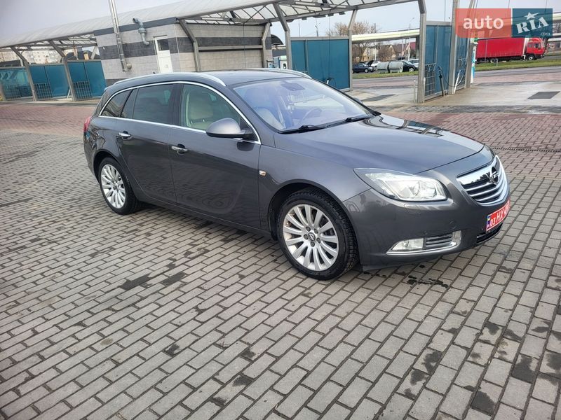 Универсал Opel Insignia 2011 в Луцке