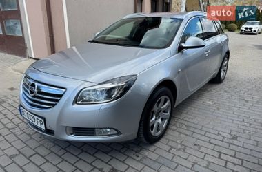 Універсал Opel Insignia 2013 в Львові