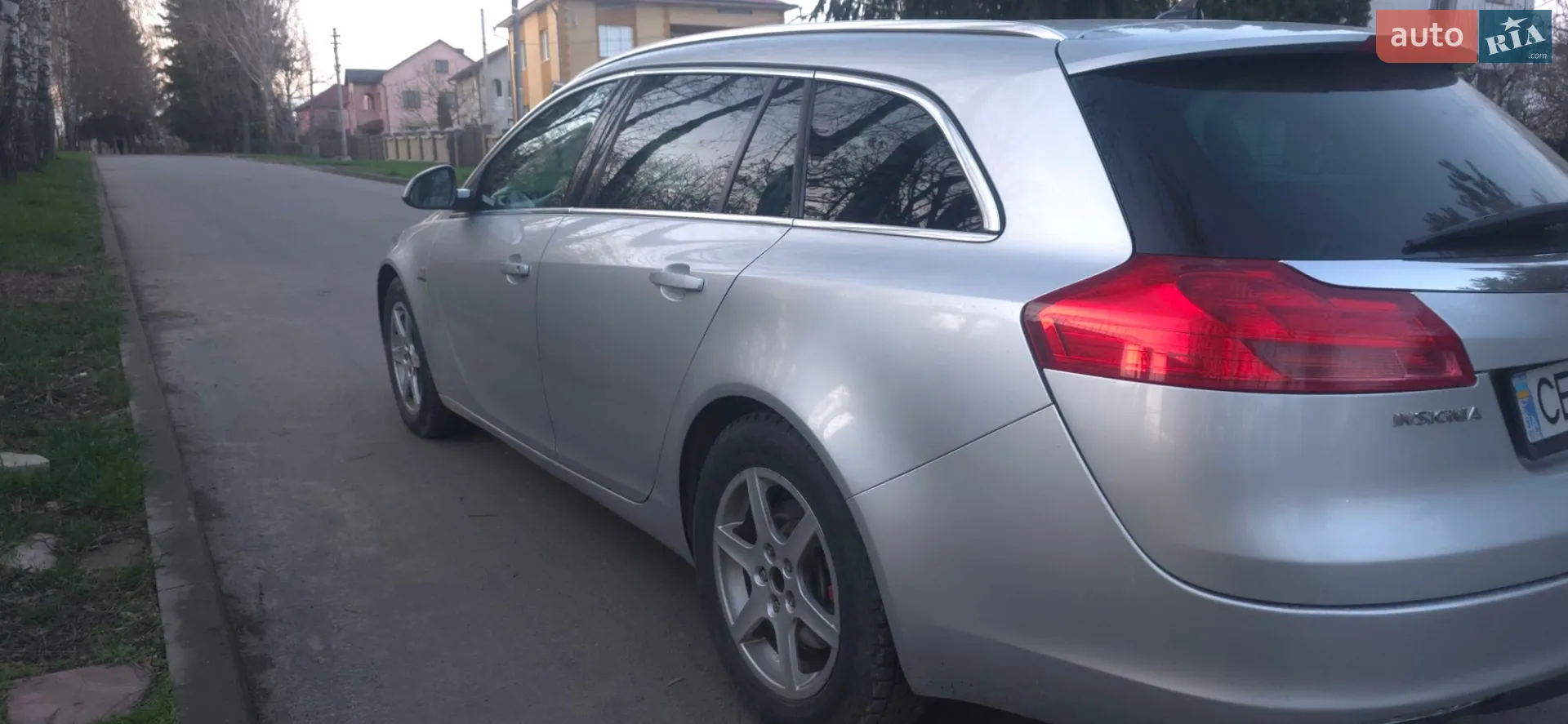 2010 Opel Insignia - мініатюра 4