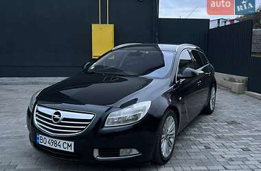 Універсал Opel Insignia 2011 в Кременці