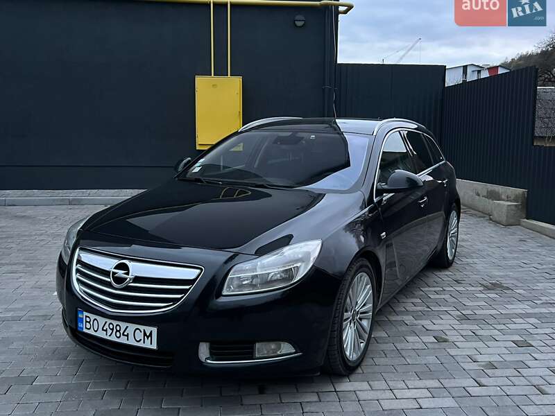 Opel Insignia 2011