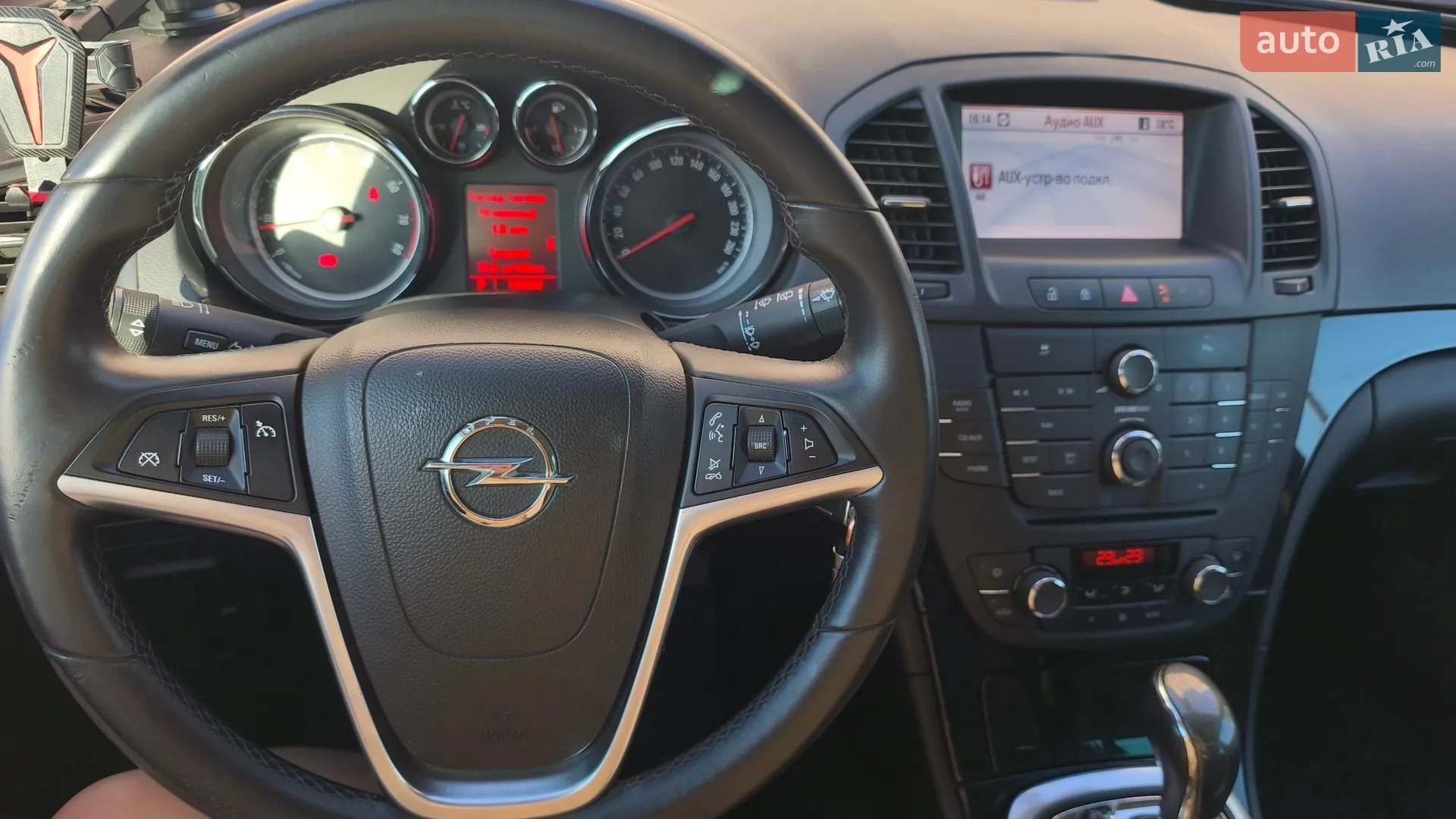 2010 Opel Insignia - мініатюра 8