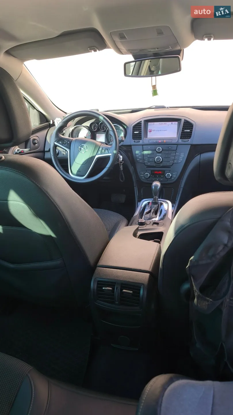 2010 Opel Insignia - мініатюра 9