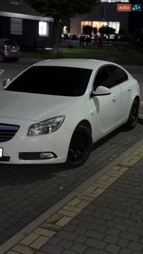 2010 Opel Insignia - мініатюра 18