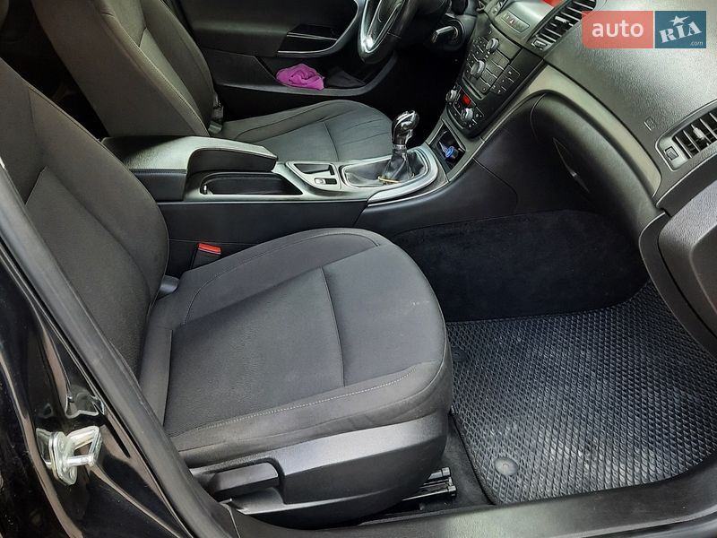 Універсал Opel Insignia 2010 в Галичі