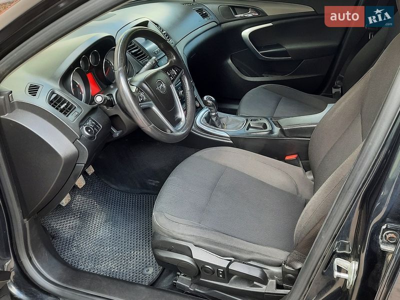 Універсал Opel Insignia 2010 в Галичі