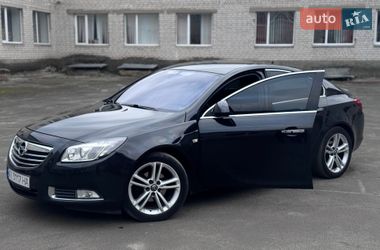 Лифтбек Opel Insignia 2012 в Киеве
