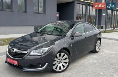 Седан Opel Insignia 2016 в Львове