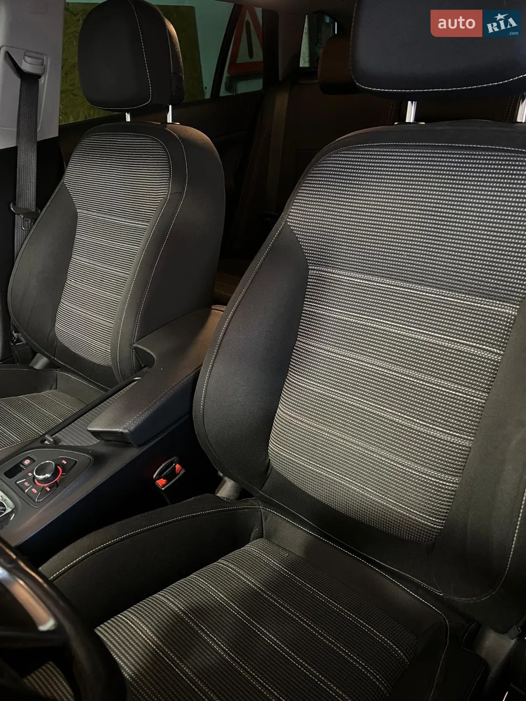 2012 Opel Insignia - мініатюра 13