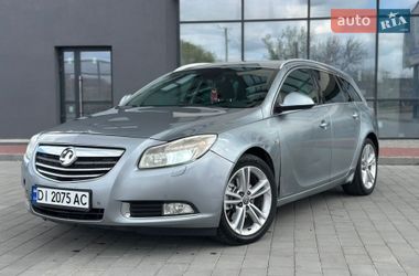 Універсал Opel Insignia 2010 в Івано-Франківську