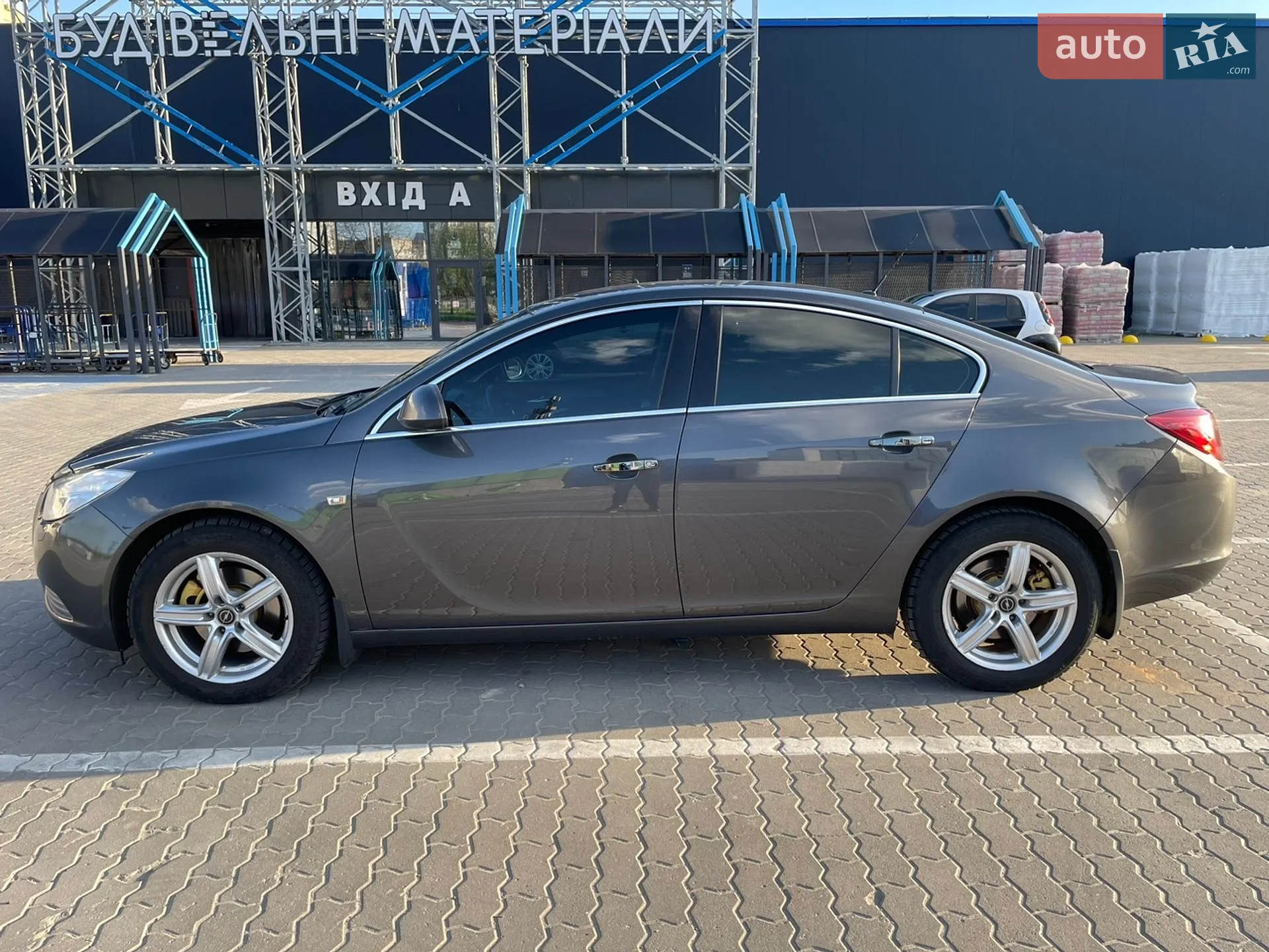 2011 Opel Insignia - мініатюра 9