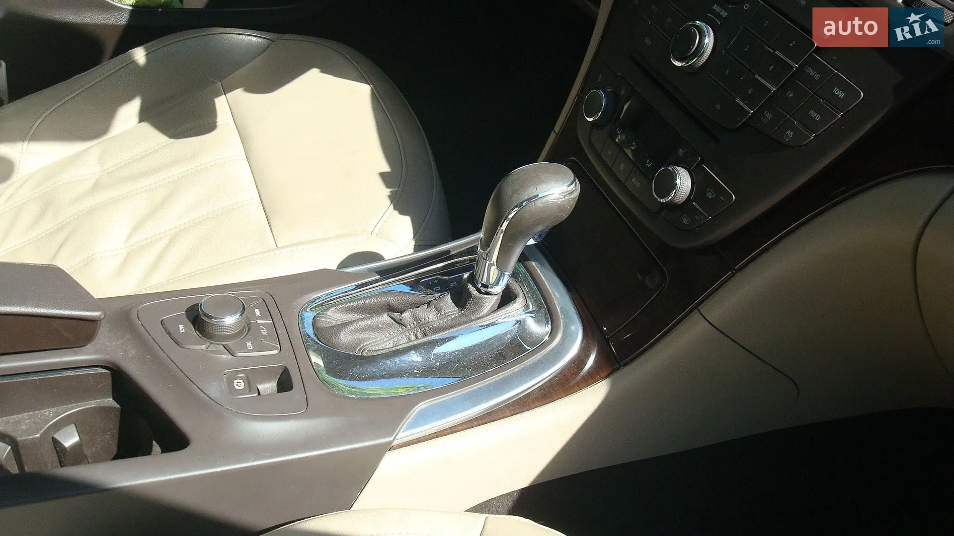 2012 Opel Insignia - мініатюра 14
