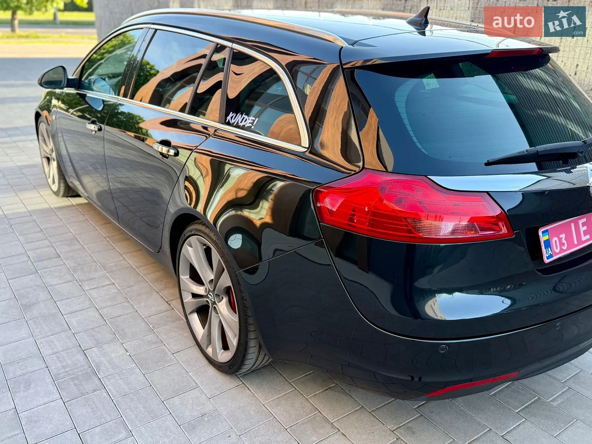 2010 Opel Insignia - мініатюра 12