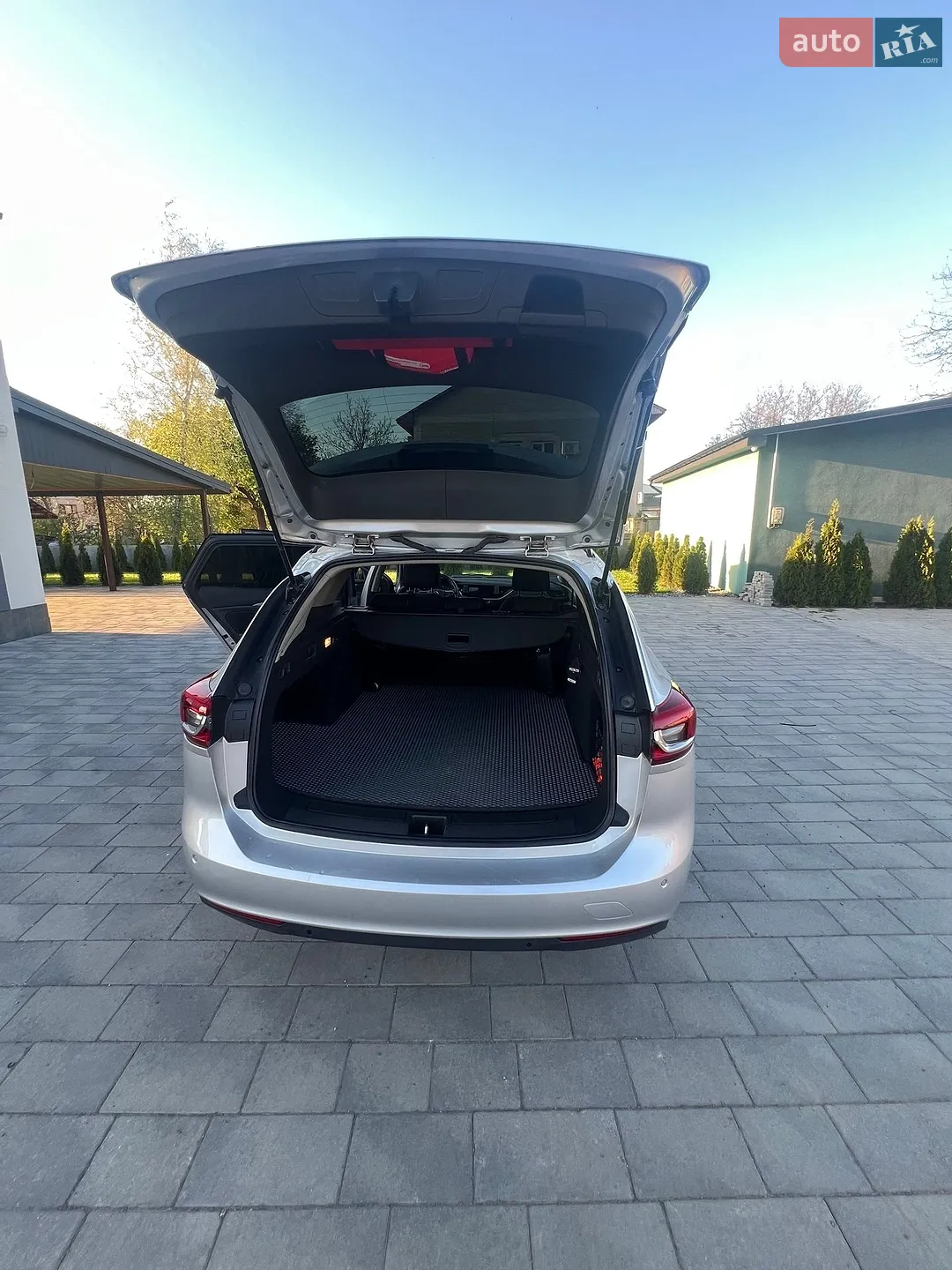 2018 Opel Insignia - мініатюра 36