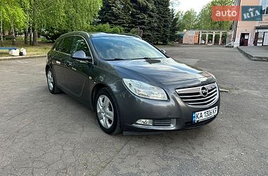 Універсал Opel Insignia 2011 в Кривому Розі