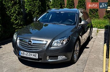 Універсал Opel Insignia 2013 в Вінниці