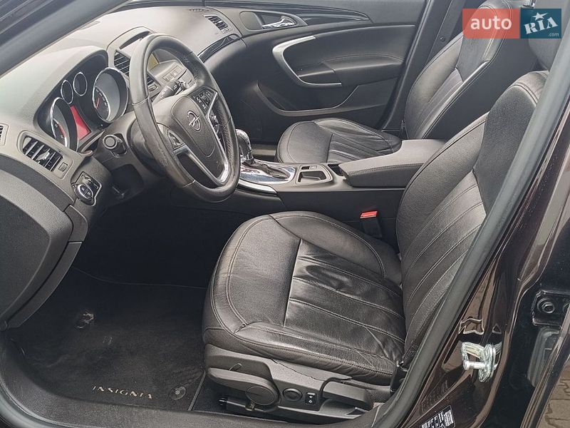 Универсал Opel Insignia 2013 в Киеве