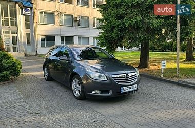Універсал Opel Insignia 2012 в Луцьку
