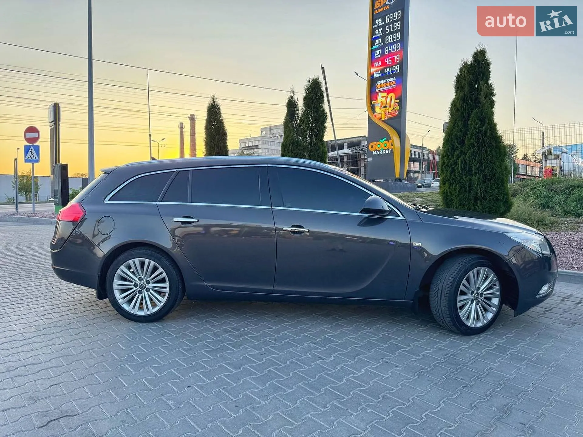 2013 Opel Insignia - мініатюра 3