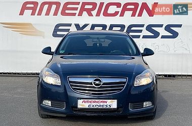 Лифтбек Opel Insignia 2010 в Киеве