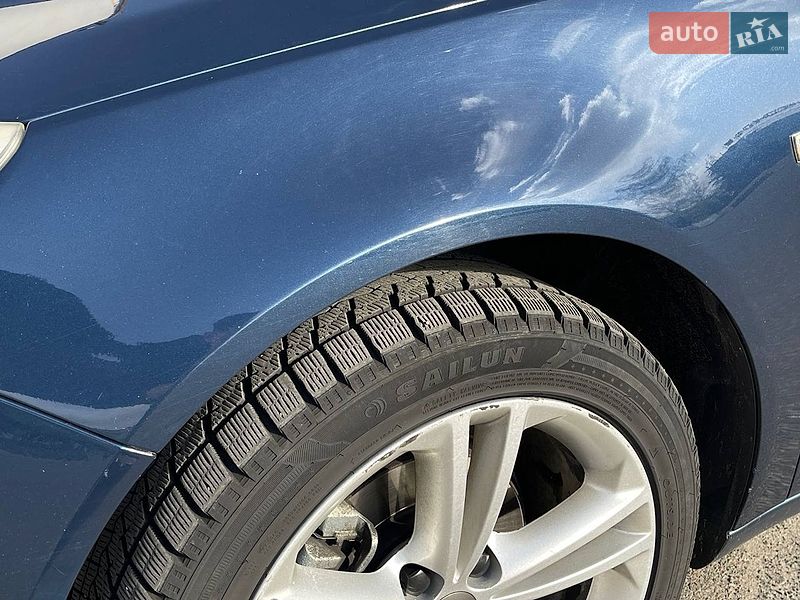 Лифтбек Opel Insignia 2010 в Киеве
