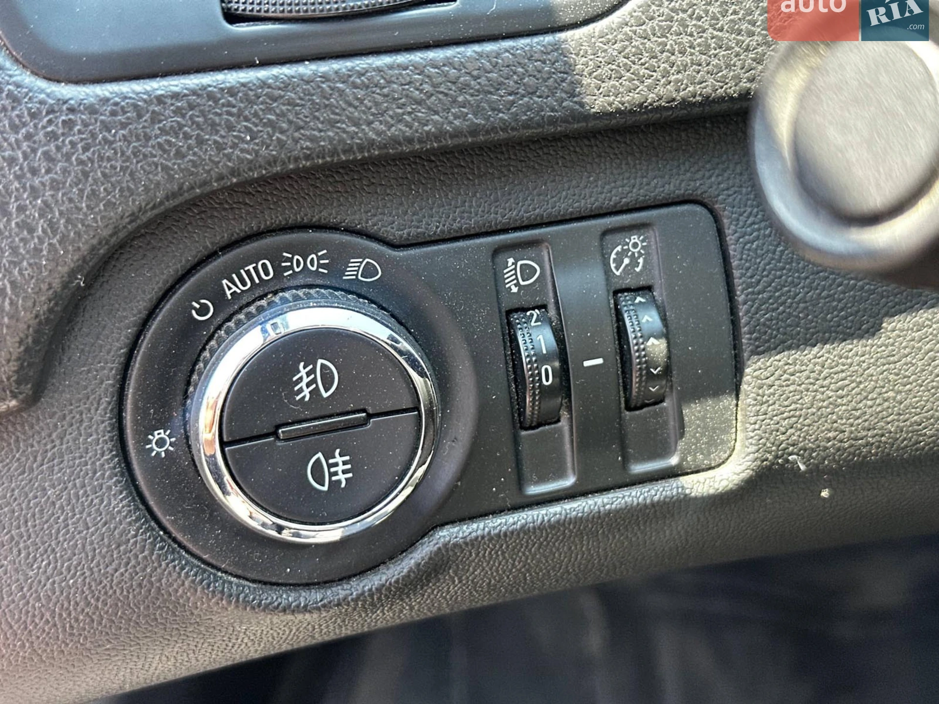 2013 Opel Insignia - мініатюра 19