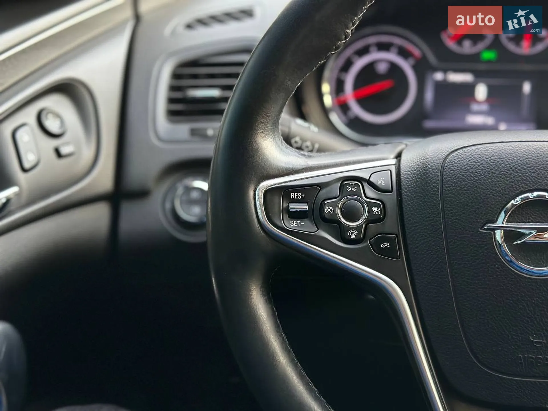2016 Opel Insignia - мініатюра 15