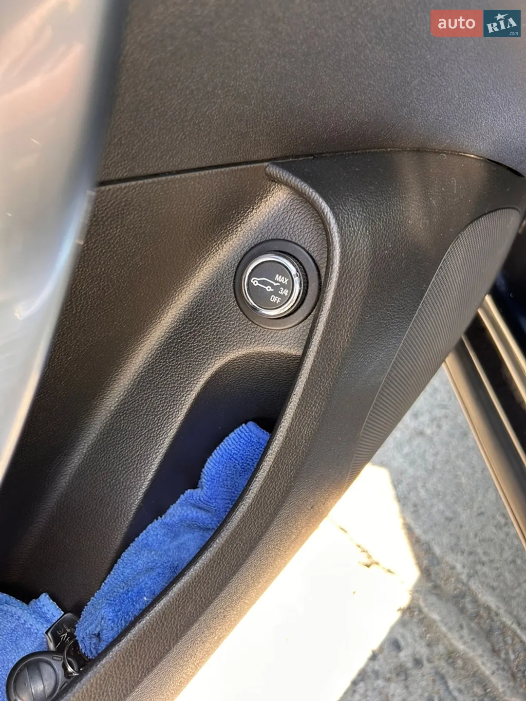 2012 Opel Insignia - мініатюра 15